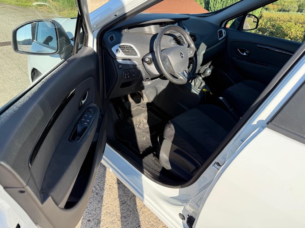 Renault Scénic XMod 1.6 GPL