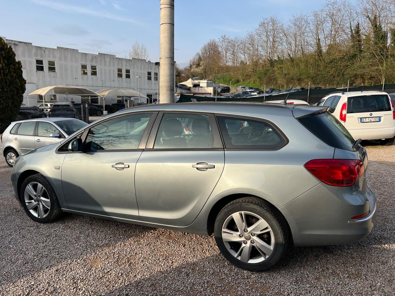 Opel Astra 1.7 CDTI 110CV Sports Tourer Cosmo