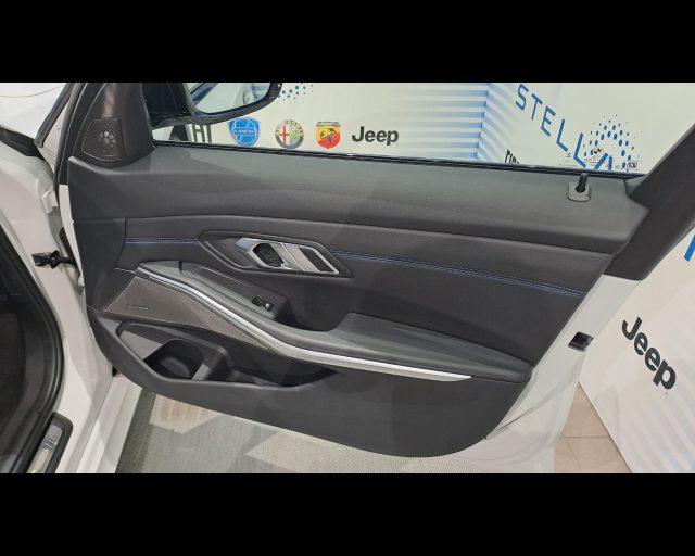 BMW M340 d Touring mhev 48V xdrive auto
