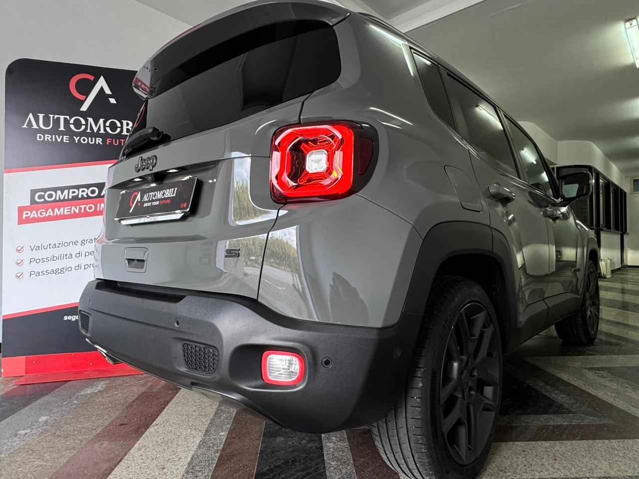 Jeep Renegade 1.6 Mjt 130 CV S