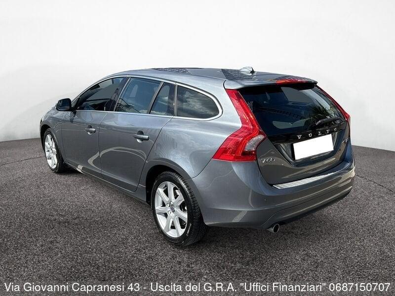 Volvo V60 D3 Geartronic Momentum