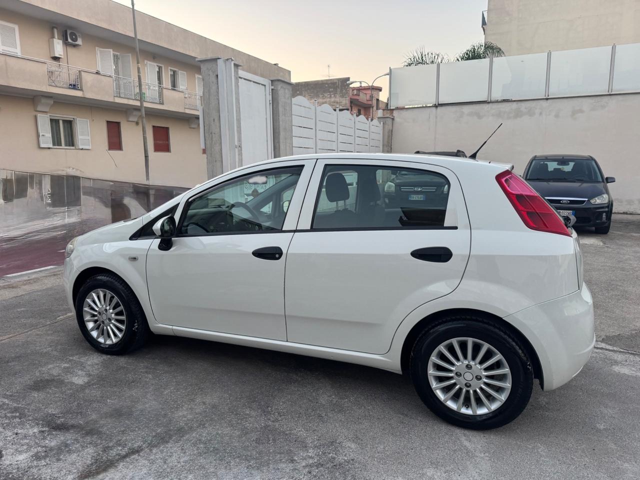 Fiat Grande Punto 1.2 GPL 69CV 2011