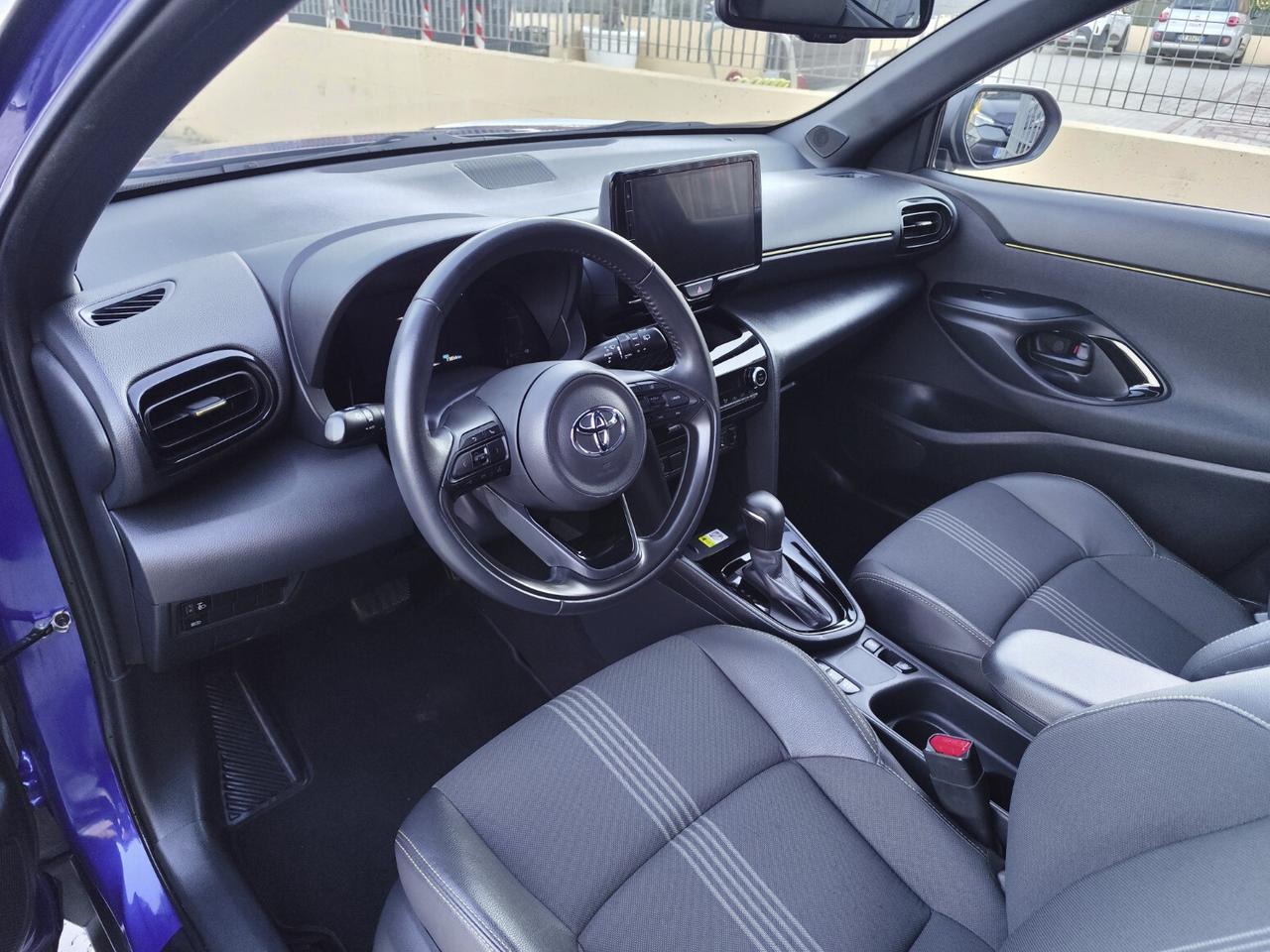 Toyota Yaris Cross 1.5 Hybrid 5p. E-CVT AWD-i Adventure