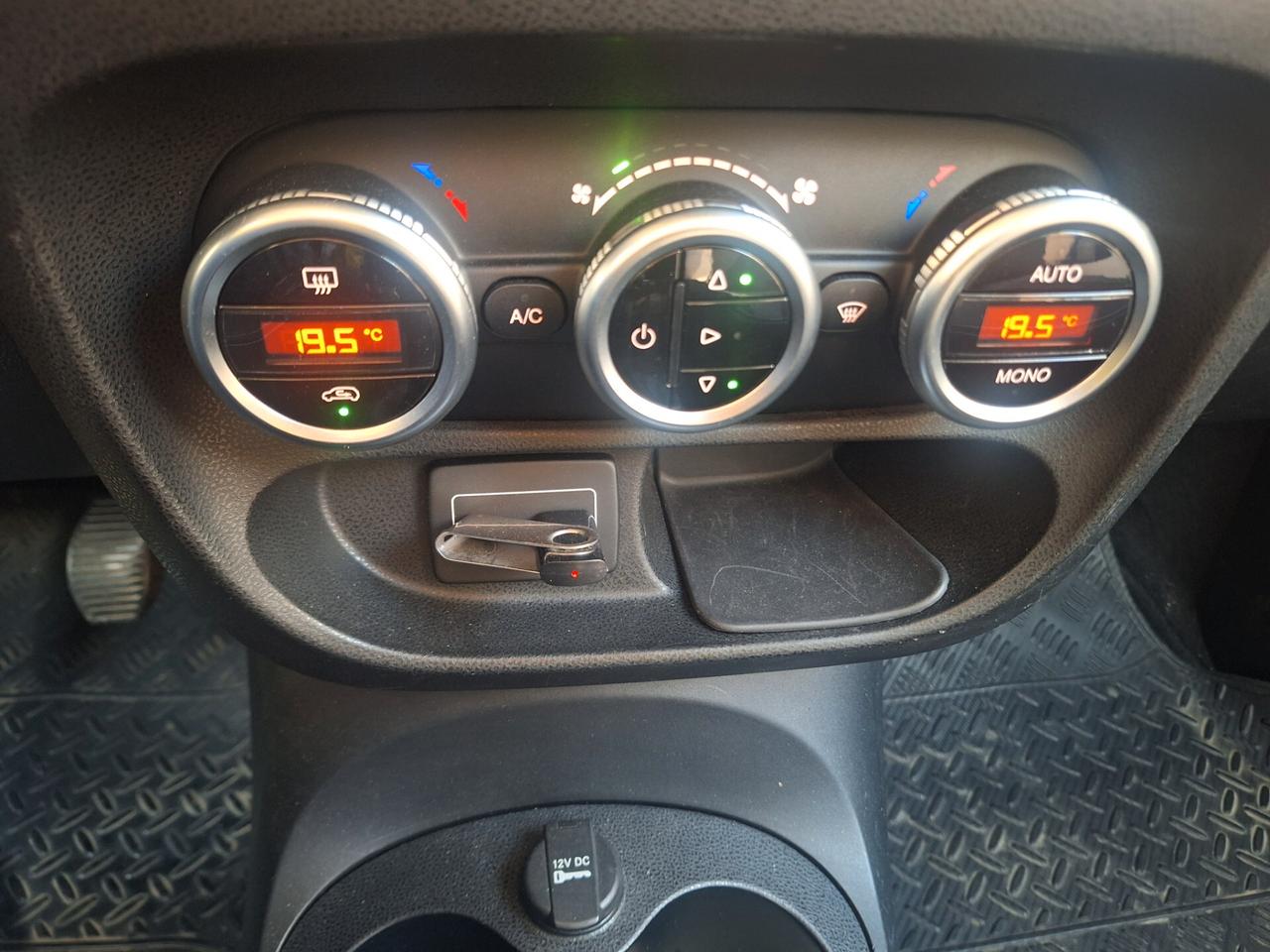 Fiat 500L 1.3 Multijet 82 CV Trekking