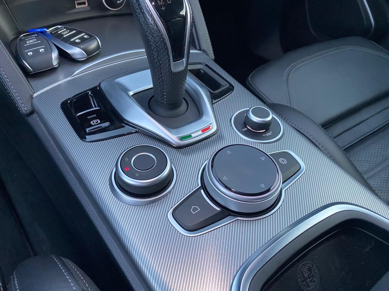 Alfa Romeo Stelvio 2.2 Turbodiesel 210 CV AT8 Q4 Veloce