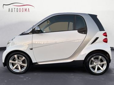 smart fortwo fortwo 1000 52 kW MHD coupé pulse
