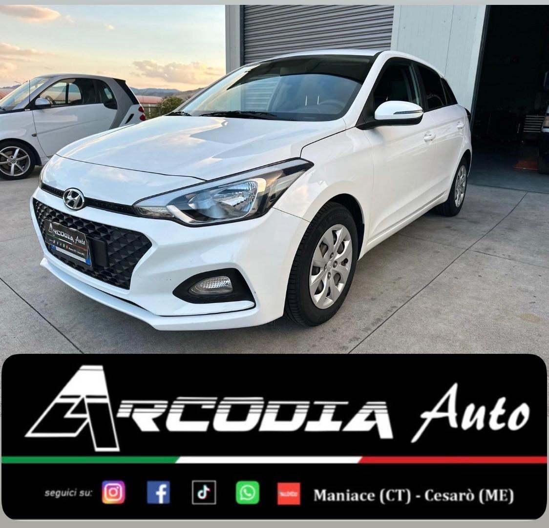 Hyundai i20 1.2 5 porte Connectline