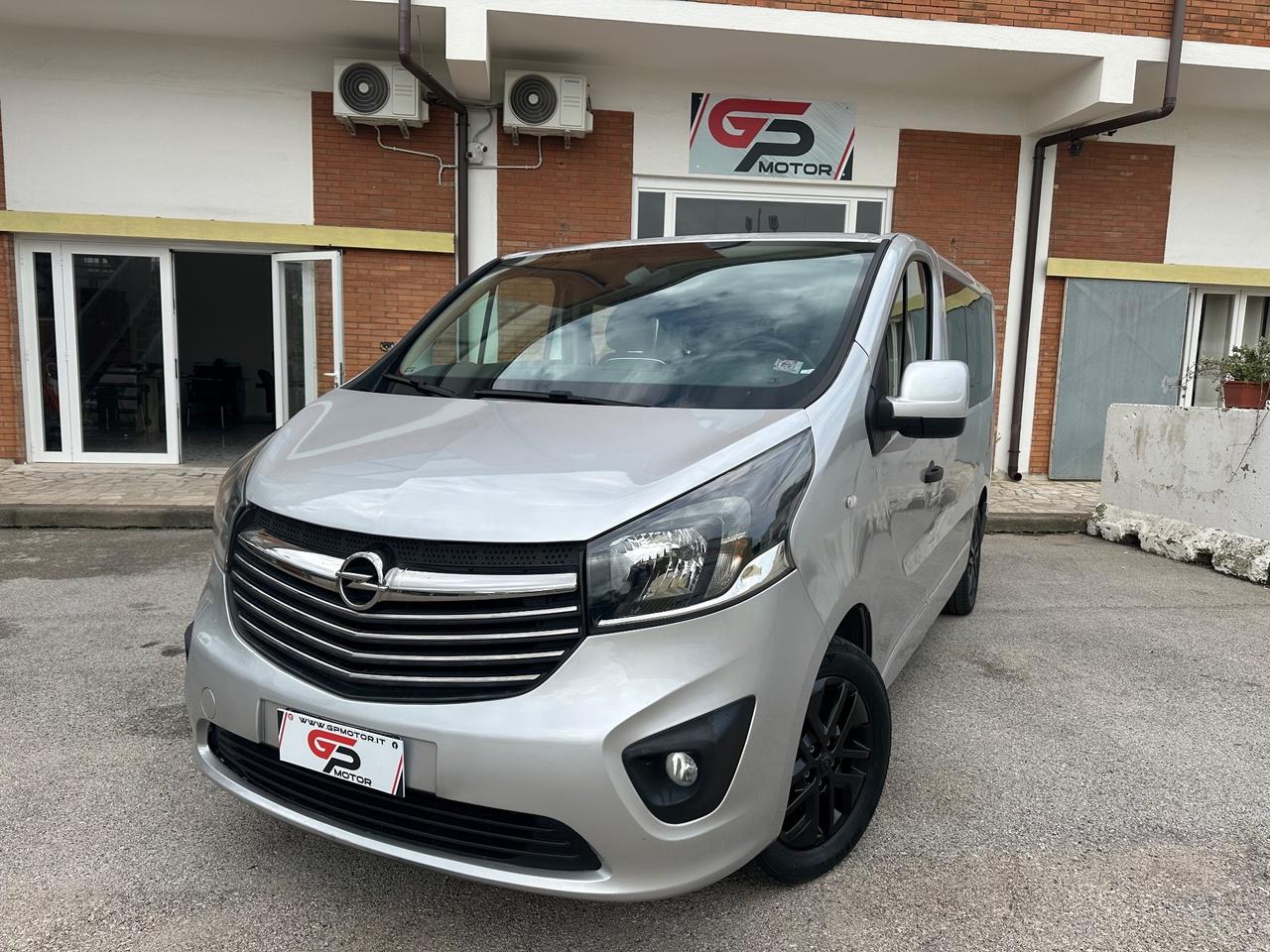 OPEL VIVARO 1.6*120CV*BITURBO*9 POSTI*NAVI*MANUALE*