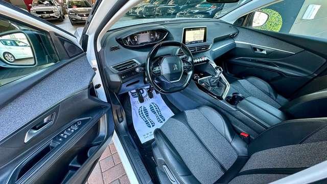 Peugeot 5008 1.2 Puretech Turbo 130CV S&S Allure