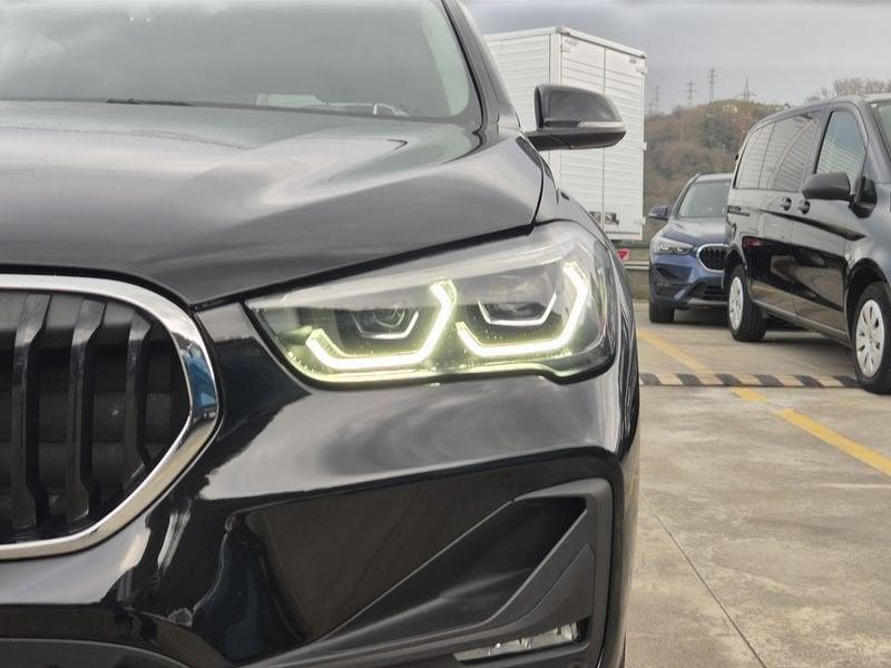 BMW X1 sdrive18i Advantage 136cv