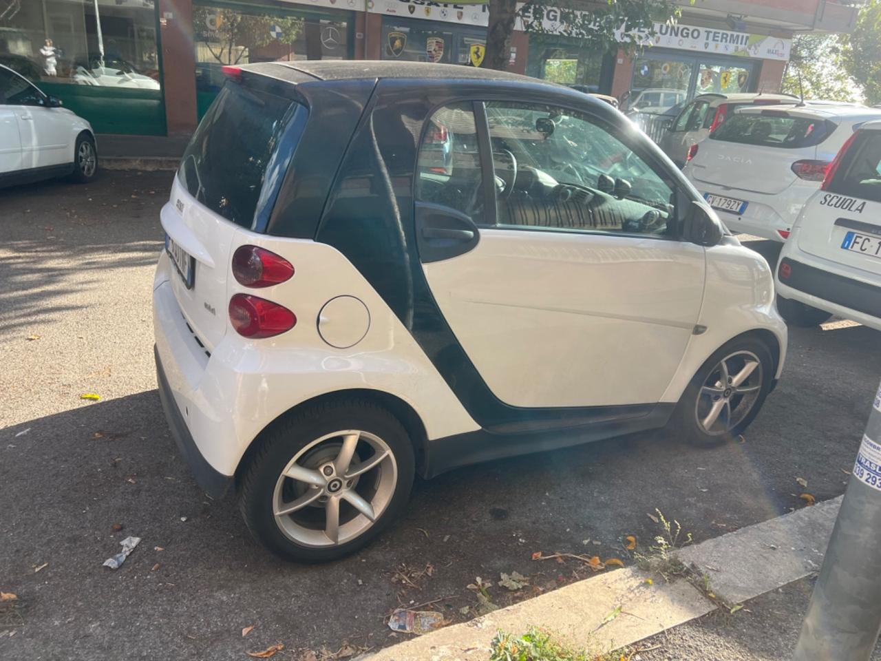 Smart ForTwo 1000 52 kW coupé pure