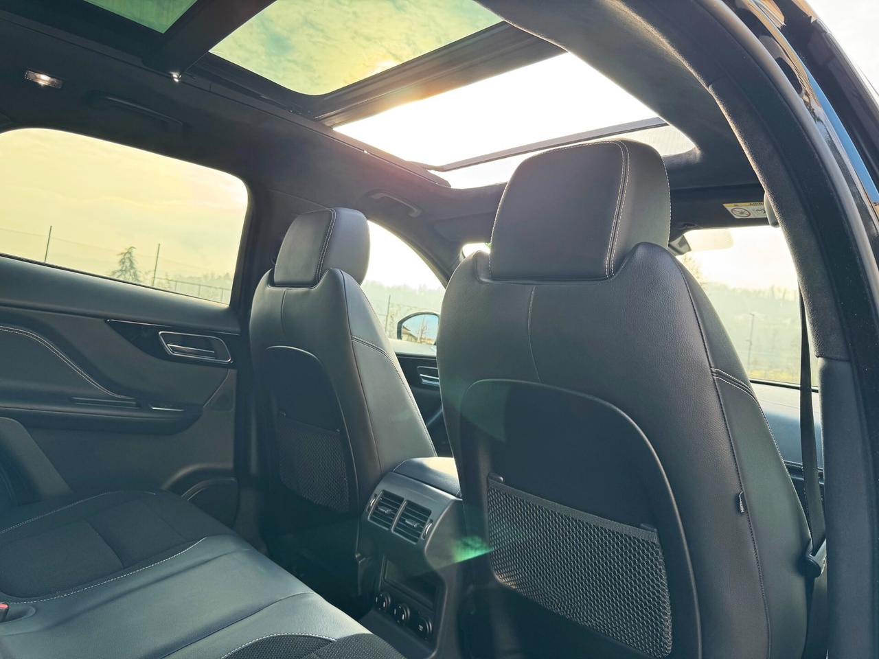 Jaguar F-Pace 2.0 R-Sport AWD 180cv my19 | PREZZO PROMO