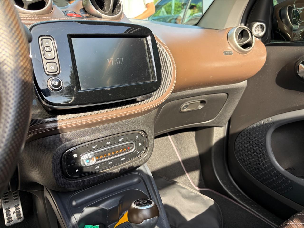Smart ForTwo BRABUS 0.9 Turbo twinamic cabrio 15th anniversary