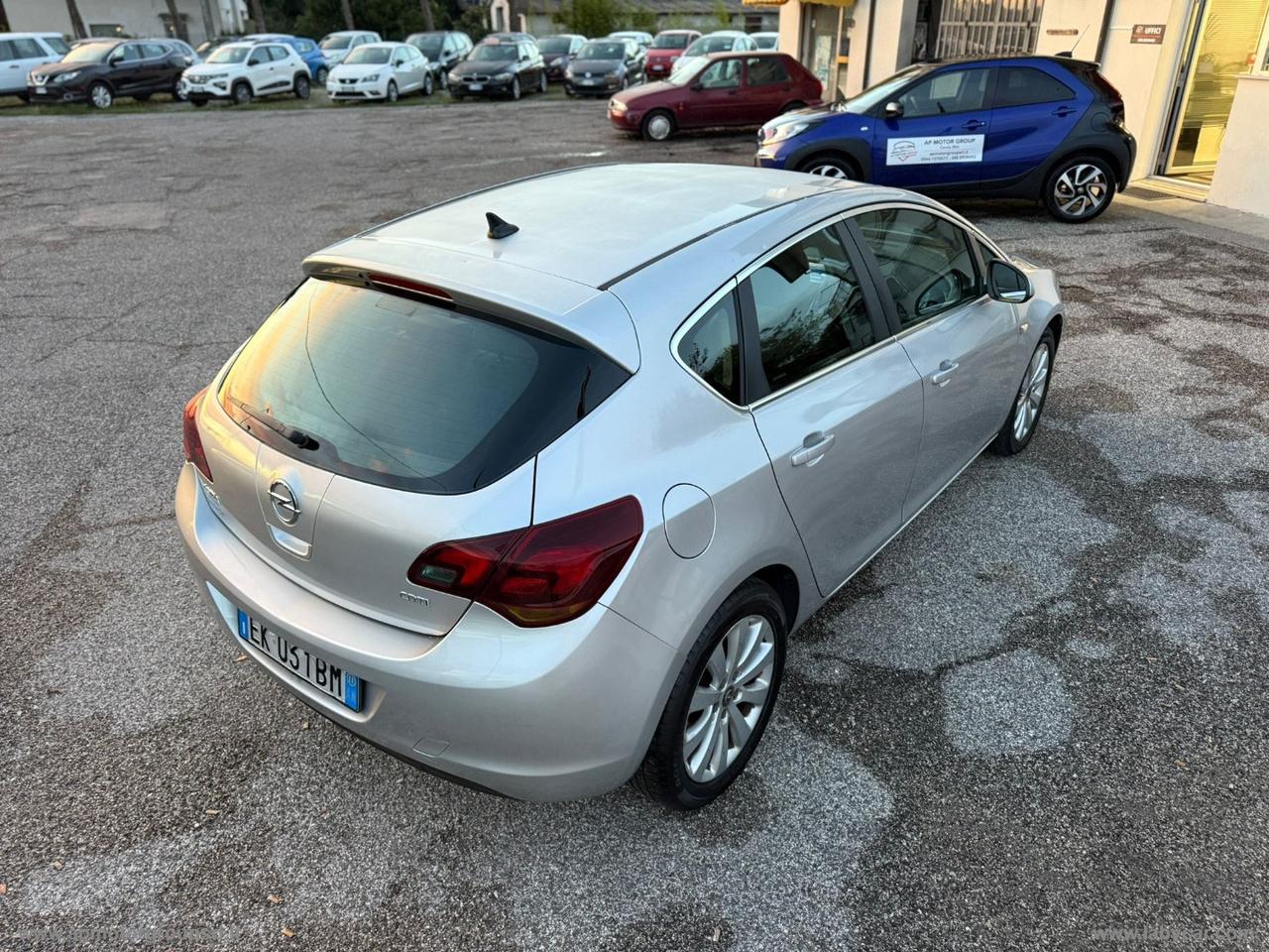 OPEL Astra 1.7 CDTI 110 CV 5p. Cosmo