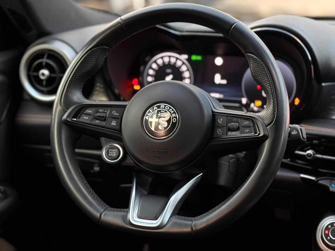 Alfa Romeo Tonale 1.6 diesel 130 CV TCT6 Veloce