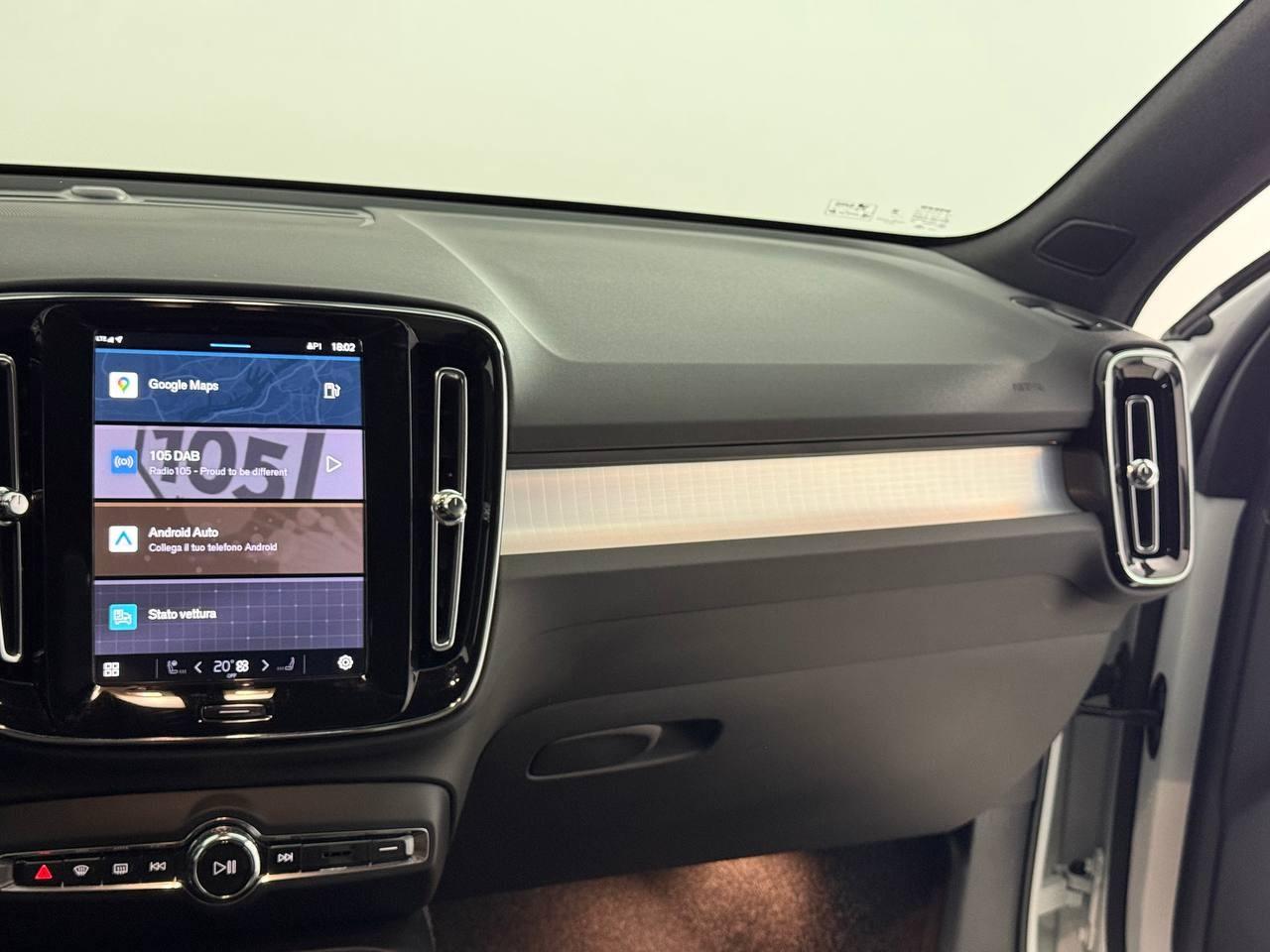 VOLVO XC40 2023 - XC40 2.0 b3 Core auto