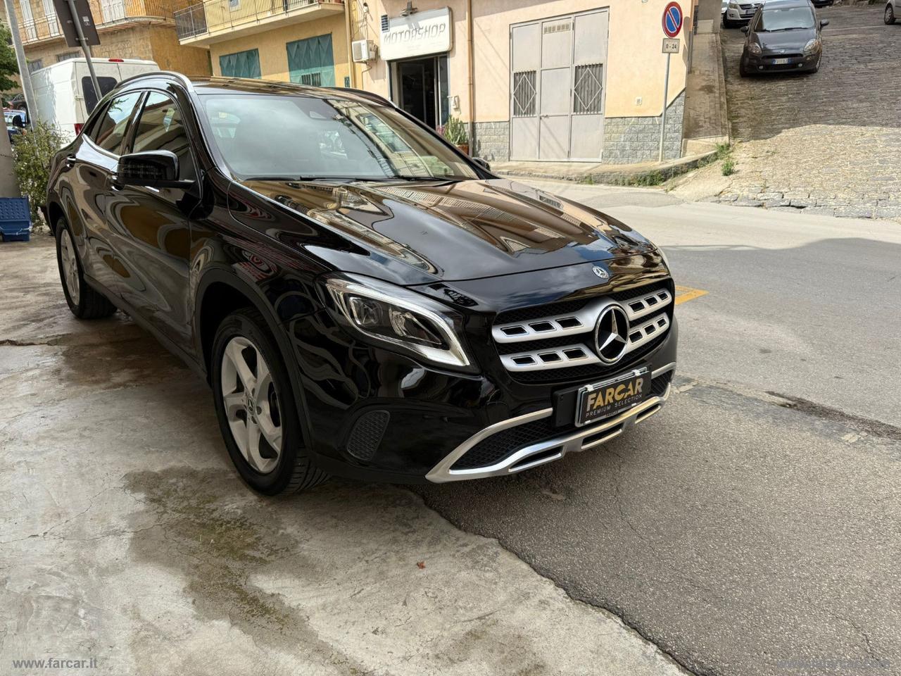 MERCEDES-BENZ GLA 200 d Automatic Sport CROSS