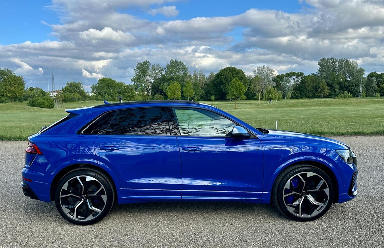 Audi Q8 RS TFSI V8 - AUTO UNICA EUROPA