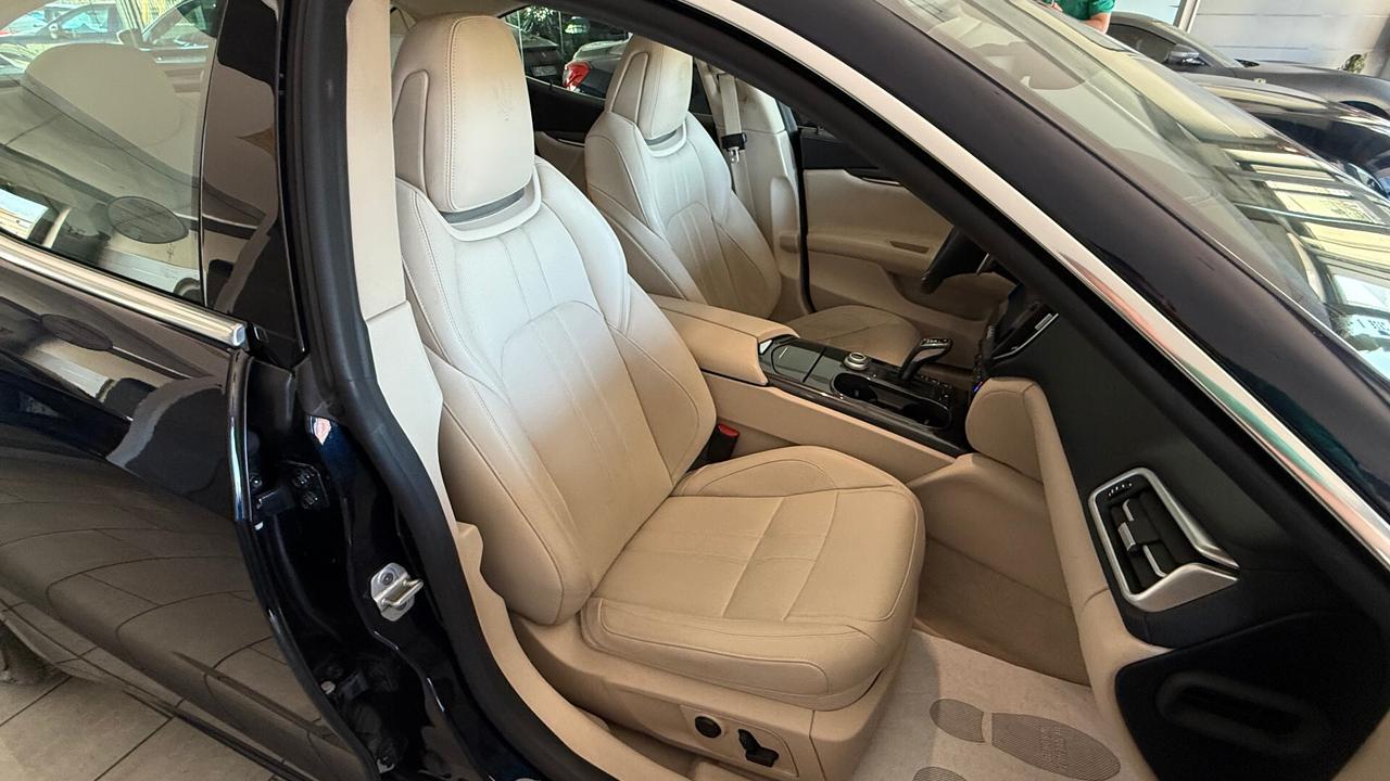 Maserati Ghibli V6 Diesel Gransport TETTO