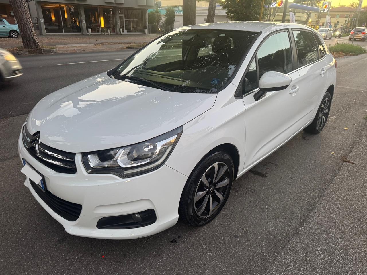 Citroen C4 1.6 HDI neopatentati garanzia 12 mesi