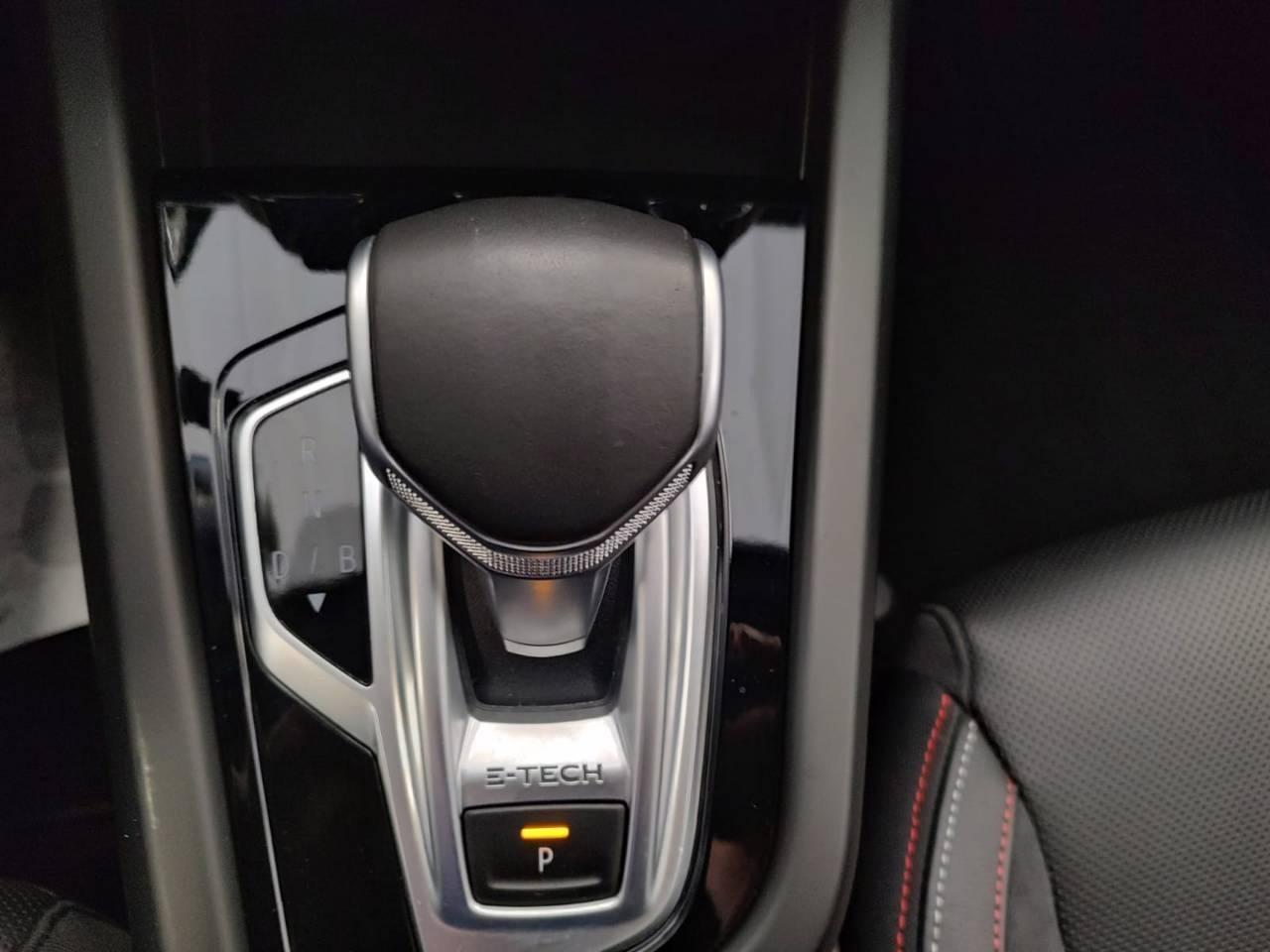 RENAULT Arkana - Arkana 1.6 E-Tech hybrid R.S. Line 145cv