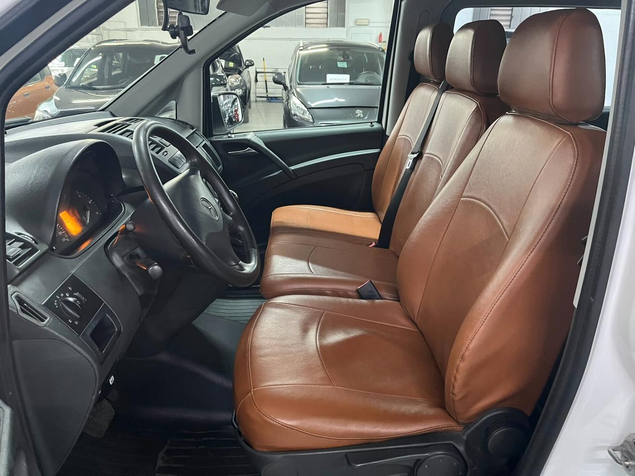 Mercedes Viano 2.2 CDI, cambio automatico, 9 POSTI