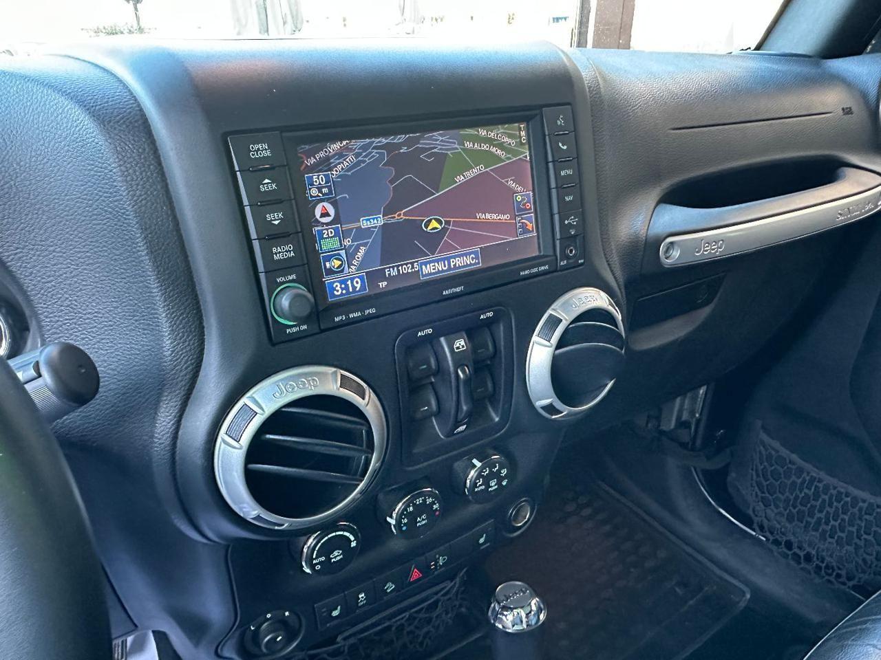 Jeep Wrangler Unlimited 2.8 CRD DPF Sahara Auto 92000KM