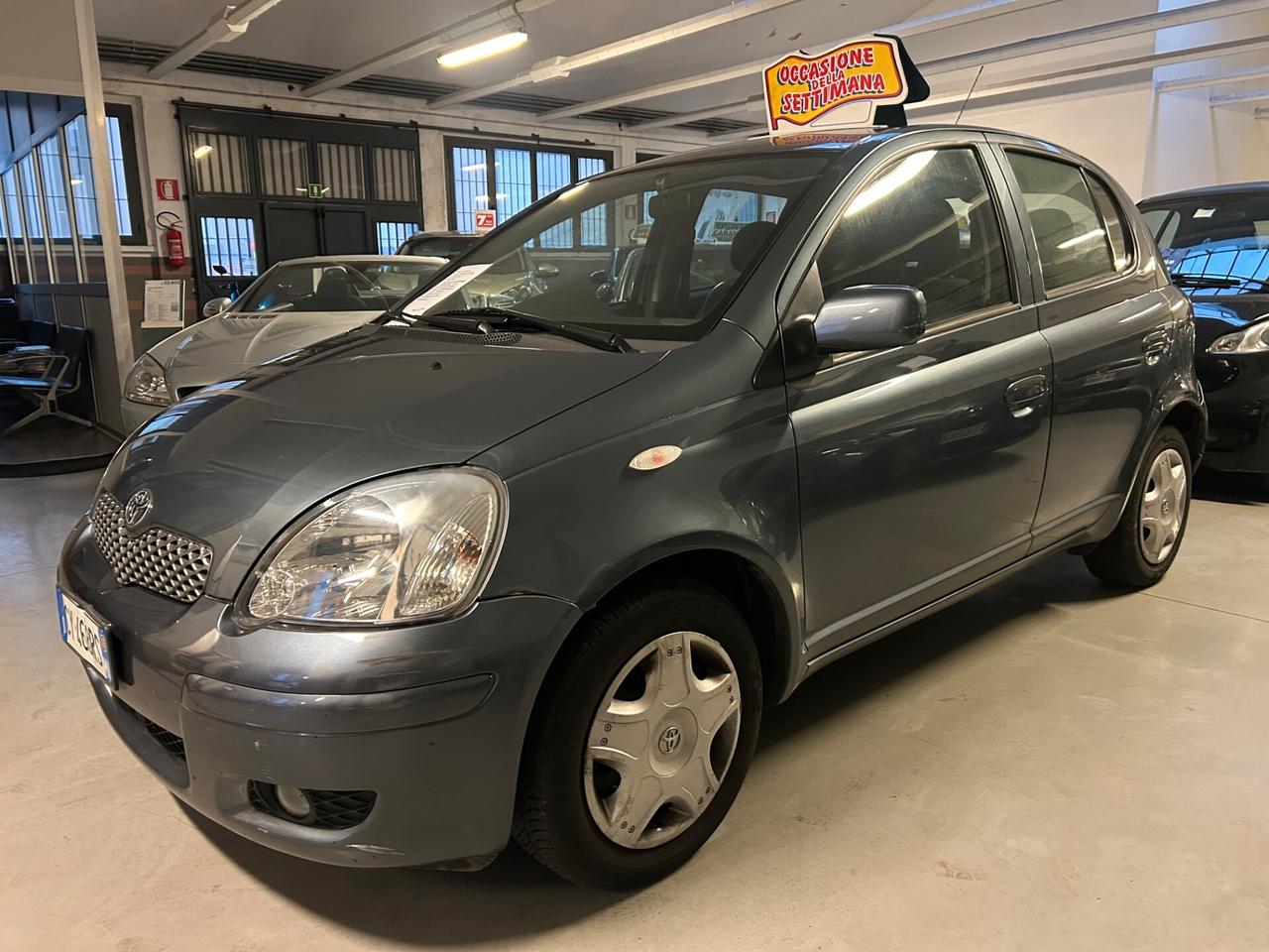 Toyota Yaris 1.0 5 porte Sol