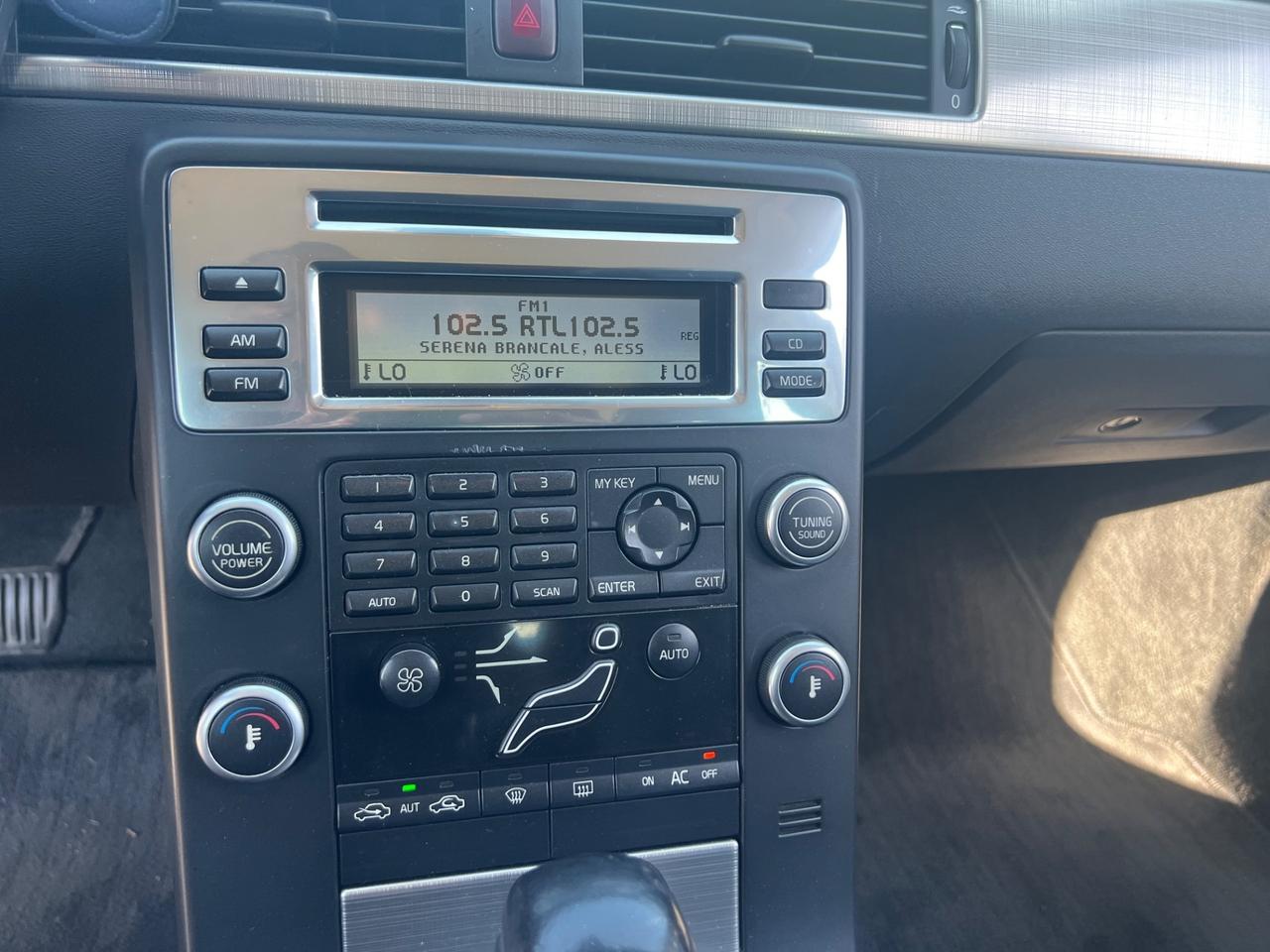 Volvo V70 2.4 D5 185CV UNICO PROPRIETARIO