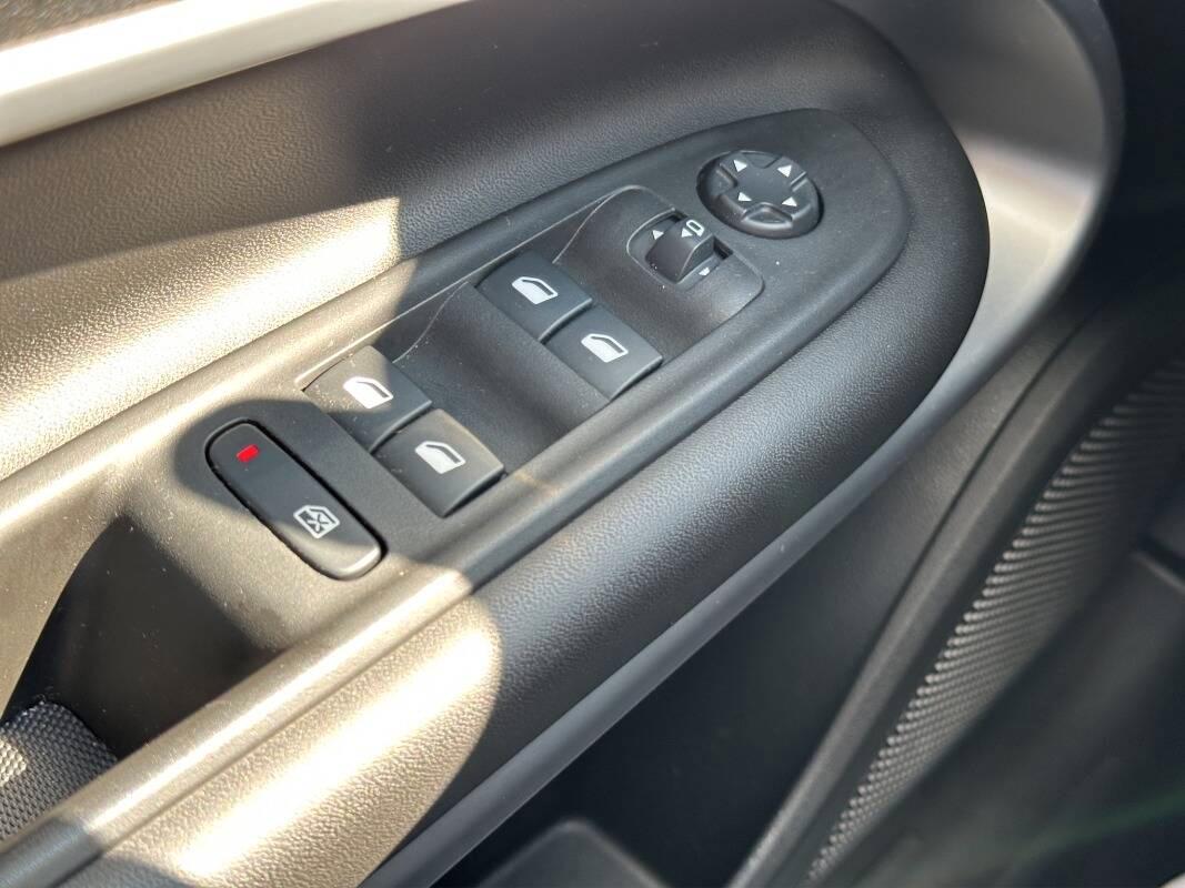 Jeep Avenger 1.2 t. Summit fwd 100cv con Telecamera