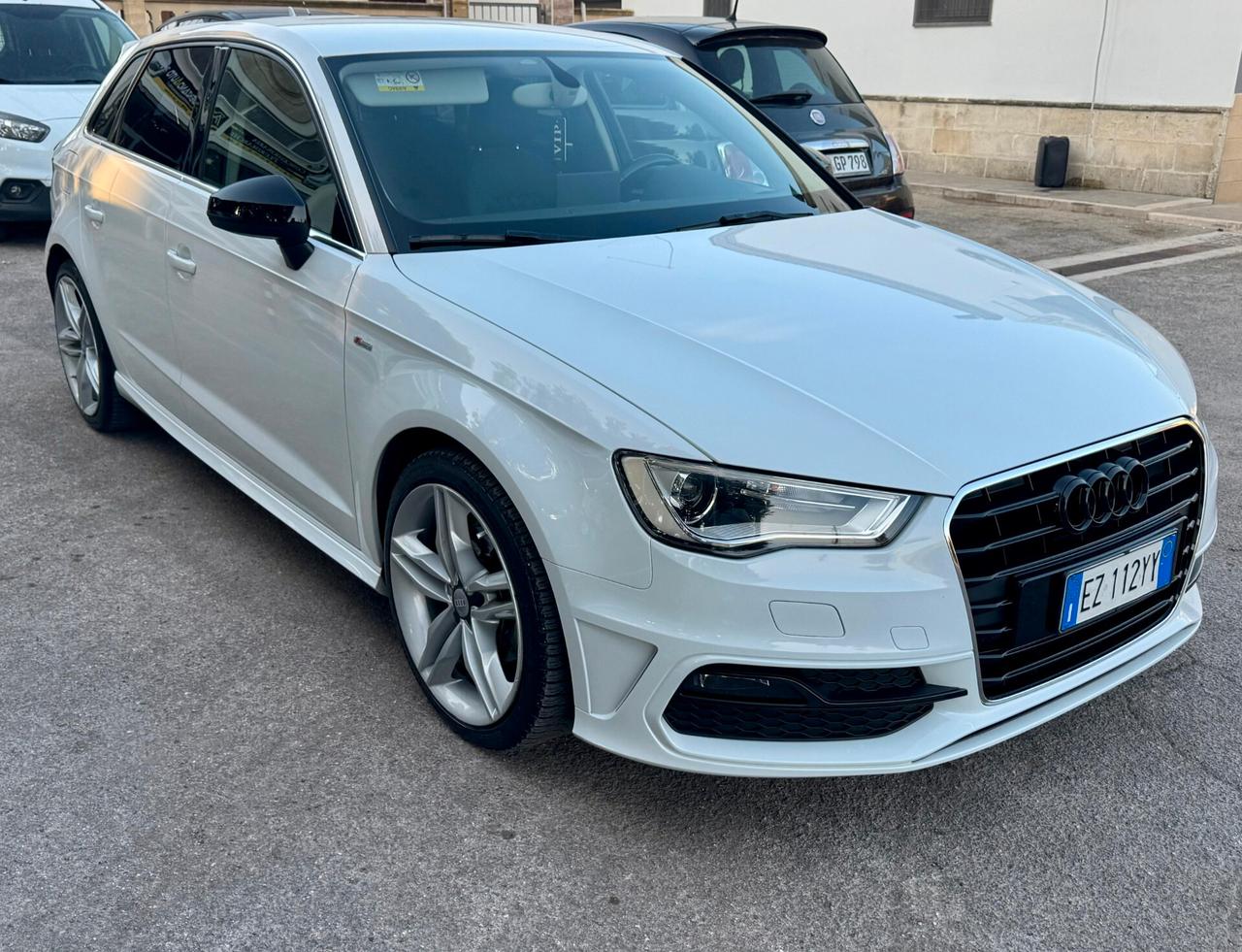 Audi A3 SPB 1.6 TDI S tronic S-Line