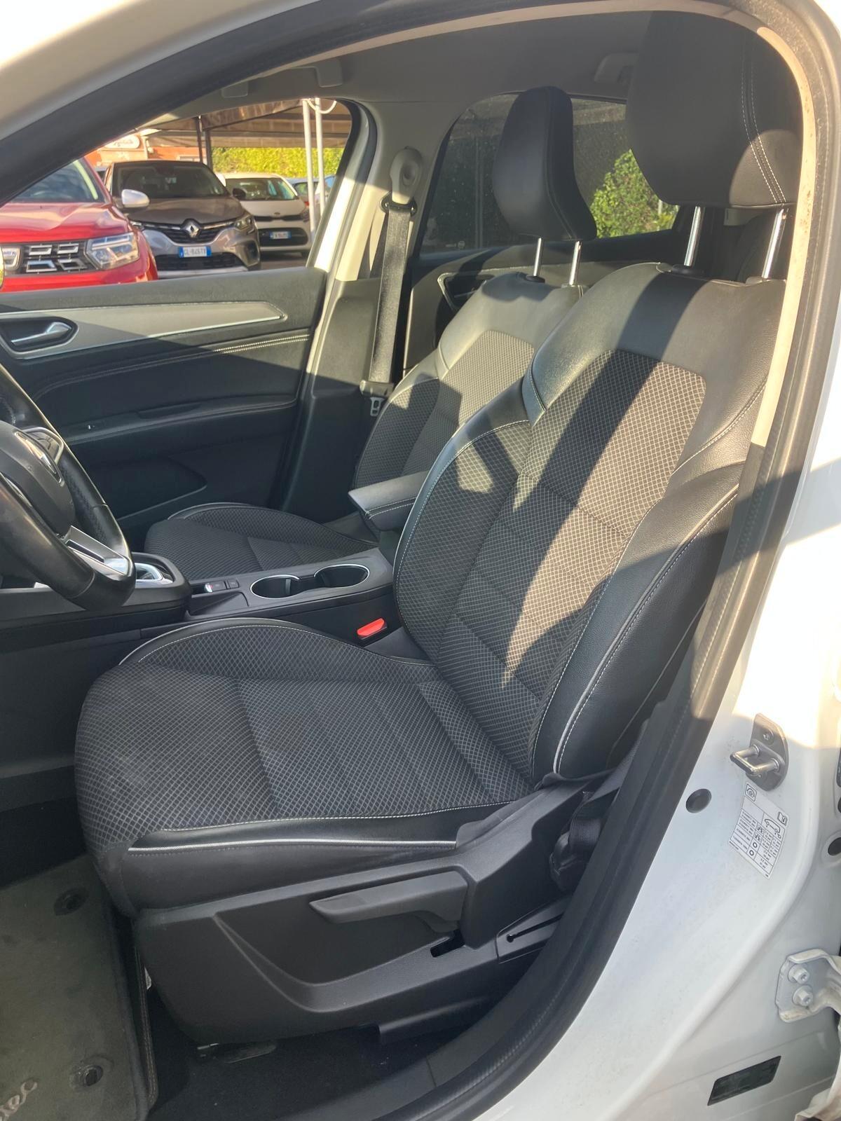 RENAULT ARKANA 1.6 Hybrid E-TECH 145cv Intens