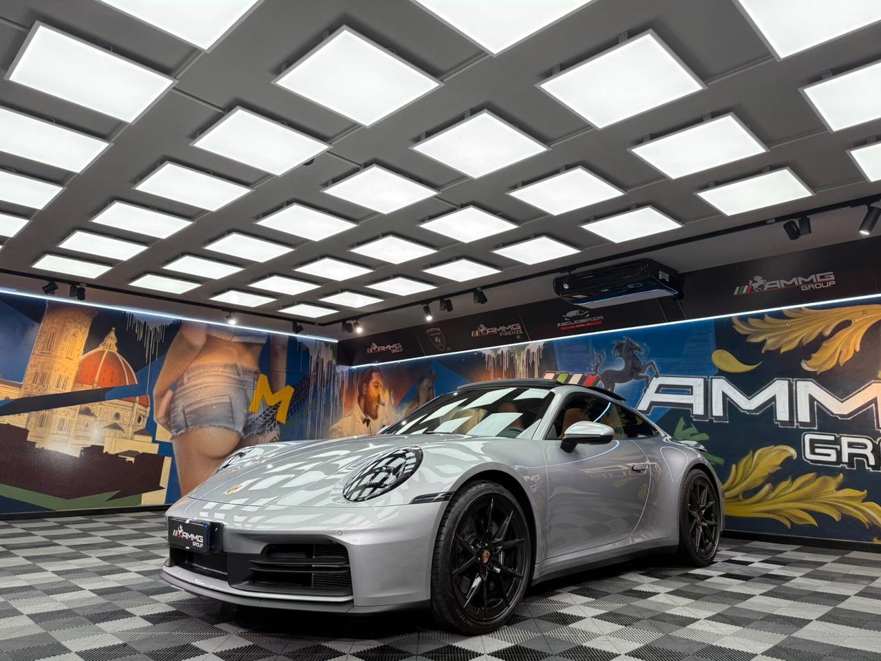 Porsche 911 Carrera (104)