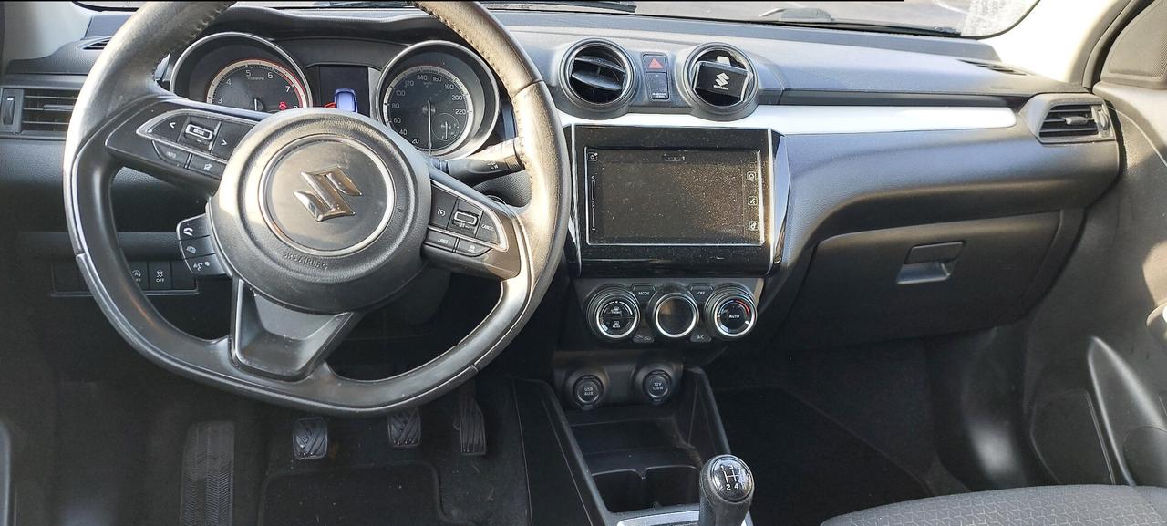 Suzuki Swift 1.2 Hybrid Top