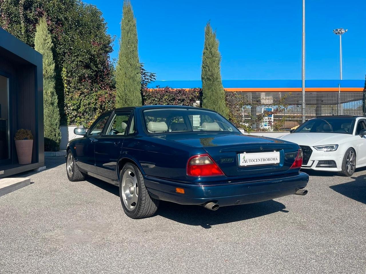 Jaguar XJR 4.0 POSSIBILITA' DI FINANZIAMENTO