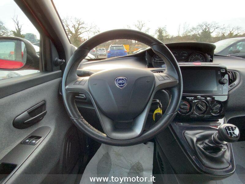 Lancia Ypsilon 3ª serie 1.0 FireFly 5 porte S&S Hybrid Silver