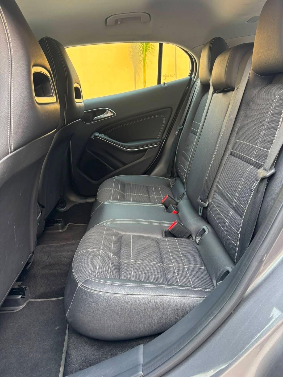 Mercedes-benz GLA 200 d Sport