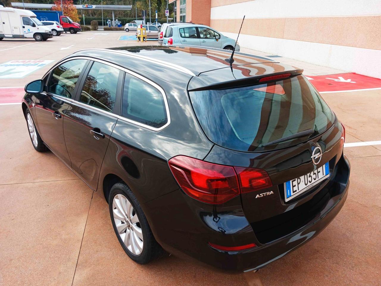 Opel Astra SW 1.4 Turbo GPL - PERFETTA