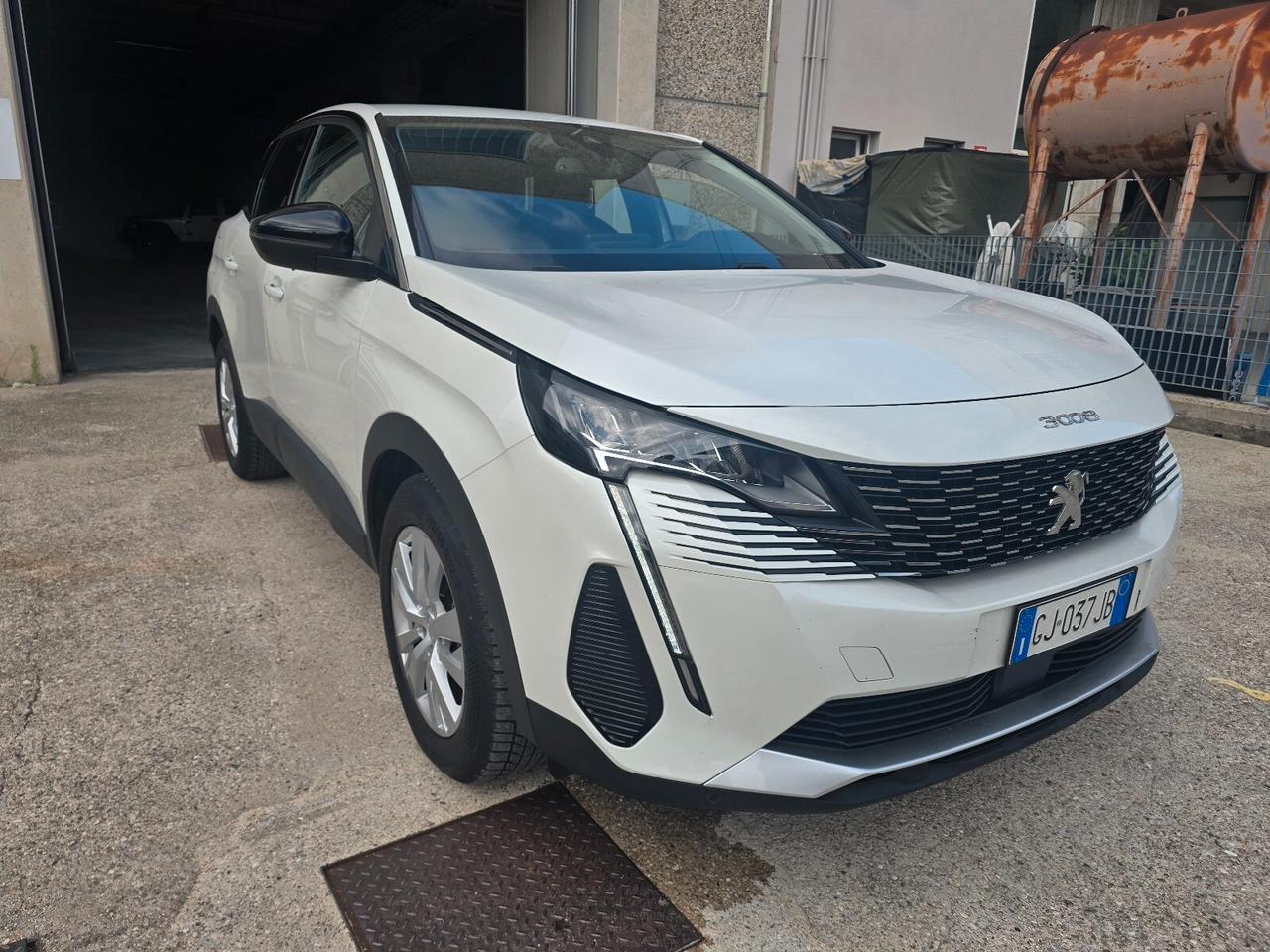 Peugeot 3008 BlueHDi 130 S&S Active Pack