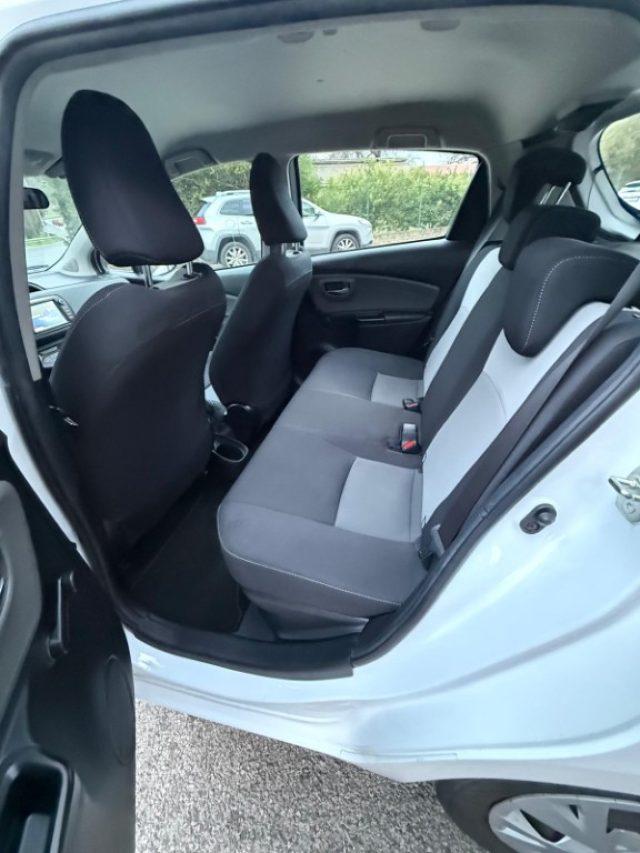 TOYOTA Yaris 1.5 Hybrid 5 porte Business
