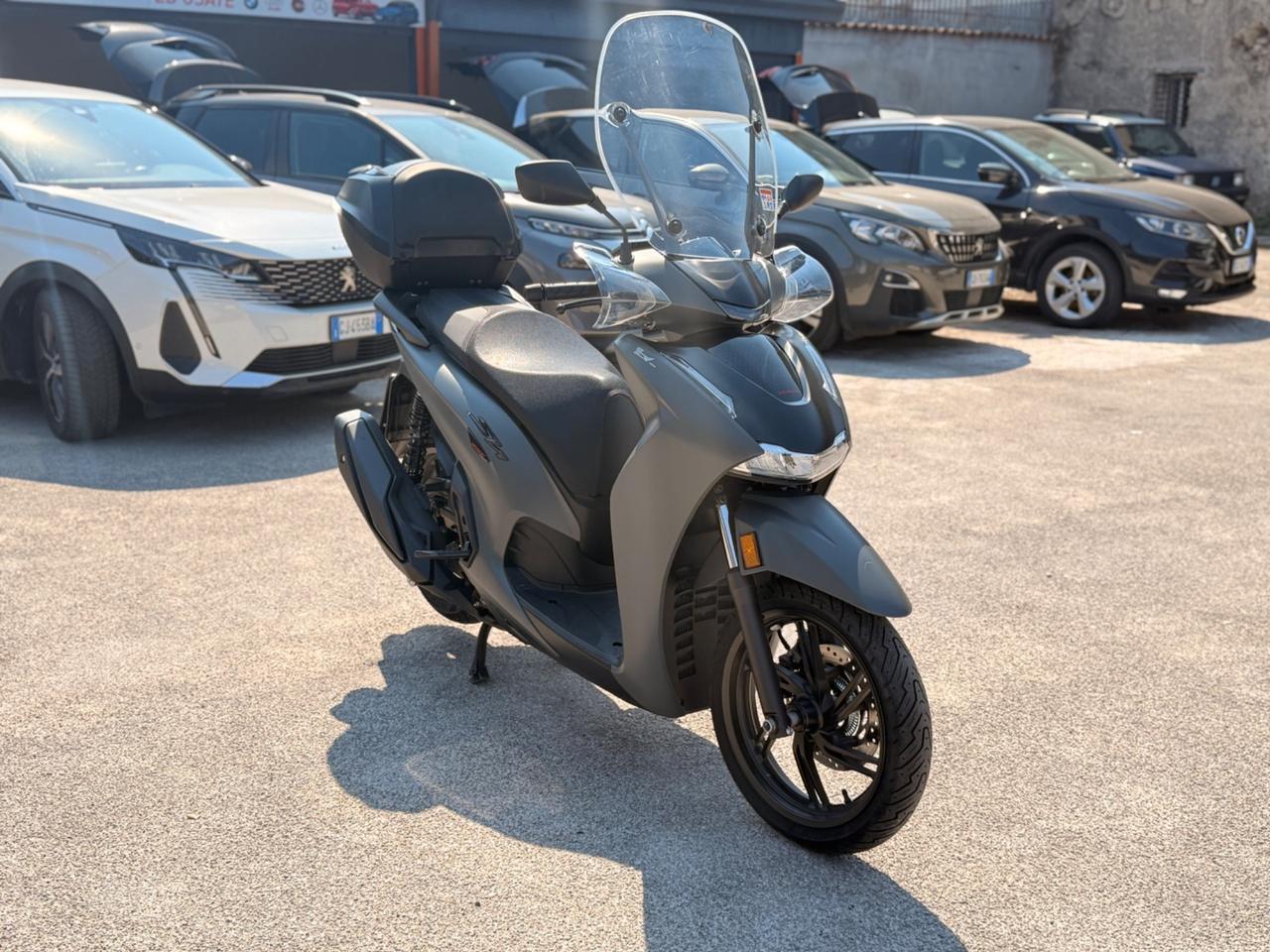 Honda SH 350 Sport
