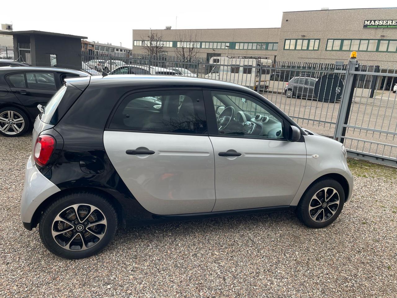 Smart ForFour 70 1.0 Youngster