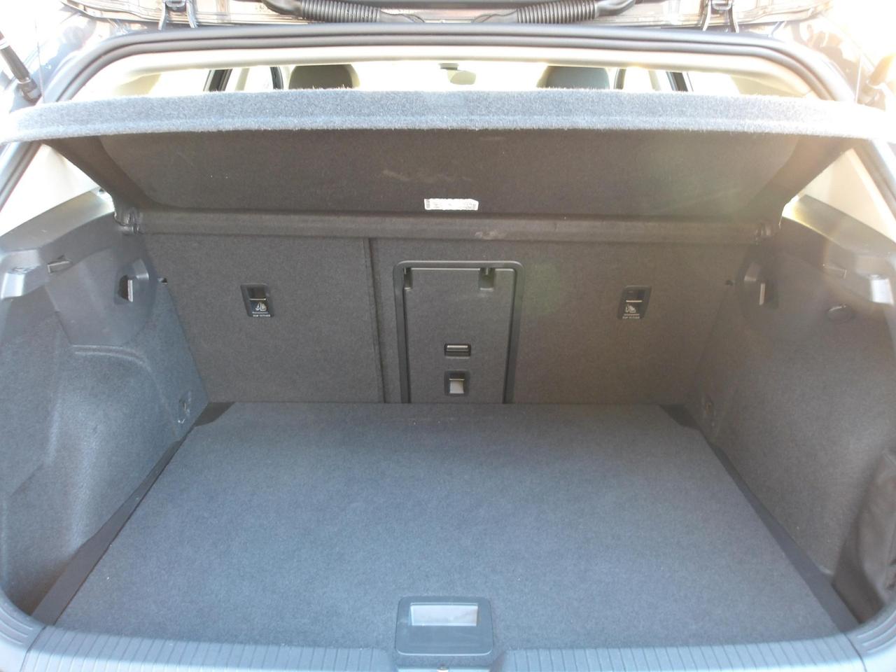 Volkswagen GOLF 1.0 etsi evo life 110cv dsg