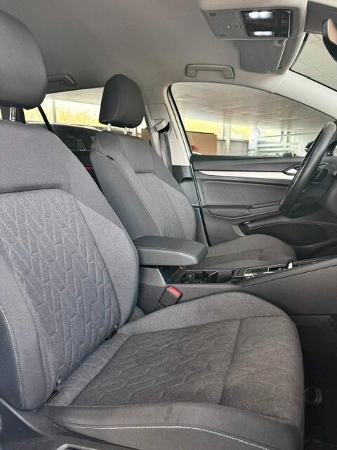 VOLKSWAGEN Golf 8ª serie Golf Variant 2.0 TDI ...