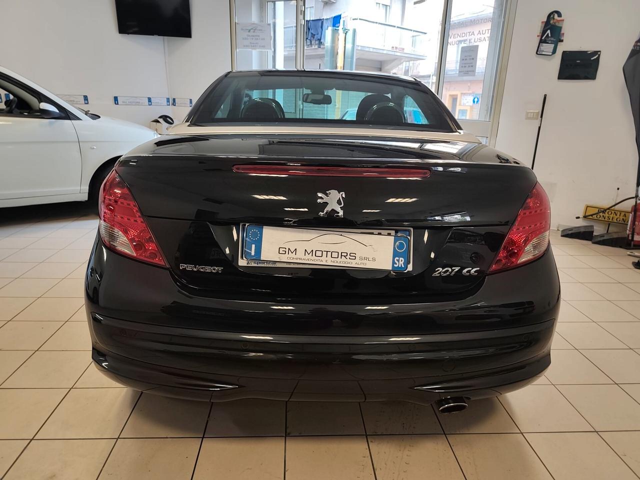 Peugeot 207 1.6 8V HDi 112CV CC Féline