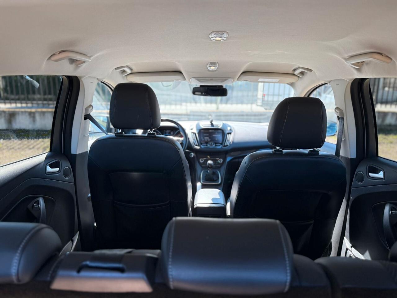 Ford Kuga 2.0 TDCI 120 CV S&S 2WD Titanium