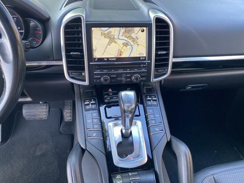 Porsche Cayenne 3.0 Diesel 250 CV