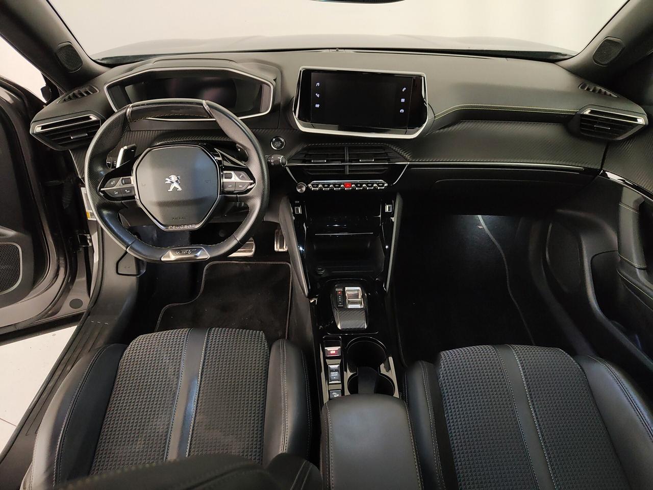 Peugeot 2008 BlueHDi 130 S&S EAT8 GT