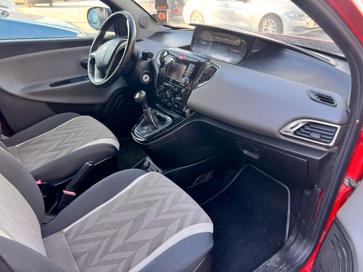 Lancia Ypsilon 1.3 MJT 16V 95 CV 5 porte S&S Gold