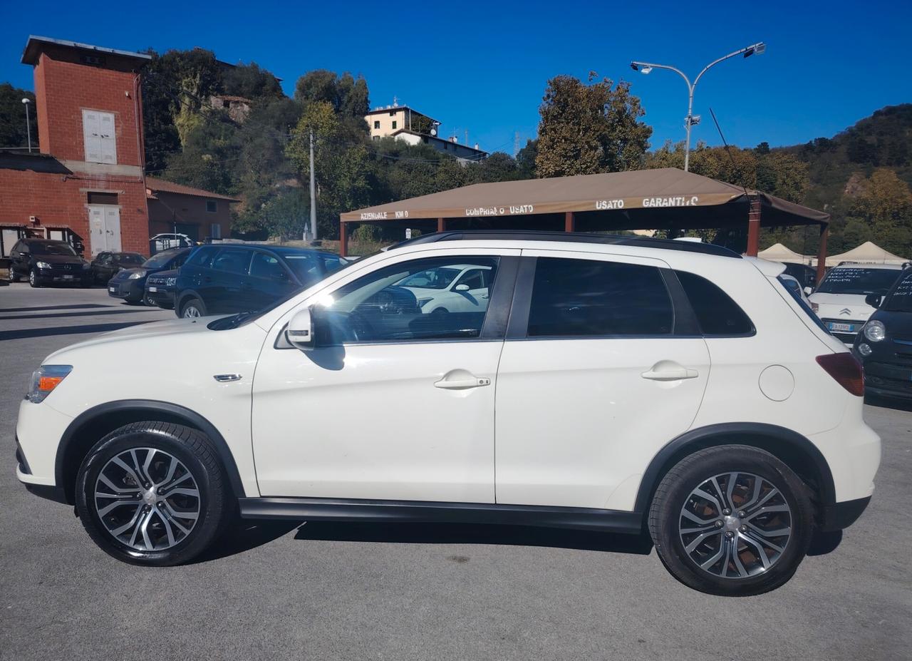 Mitsubishi ASX 1.6 DI-D 114 CV 4WD Instyle Navi- 4x4